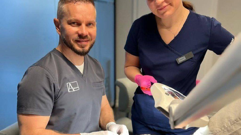 Полска марка AArkada - професионална козметика и оборудване за подология.