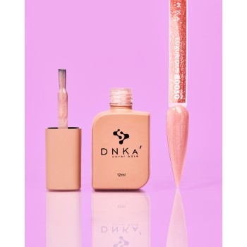Цветна каучукова основа DNKa 0030 Luxurious 12 мл.