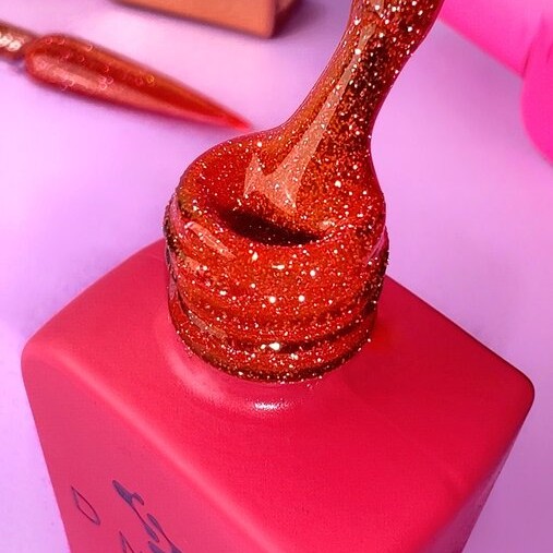 Цветна каучукова основа DNKa 00086 Force 12 мл.