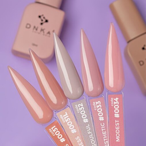 Цветна каучукова основа DNKa 0033 Esthetic 30 мл.