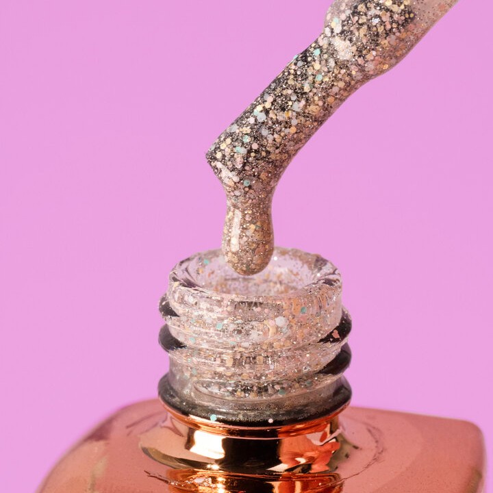 Цветна каучукова основа DNKa 0051 Royal 12 мл. Цветна каучукова основа DNKa 0051 Royal 12 мл.