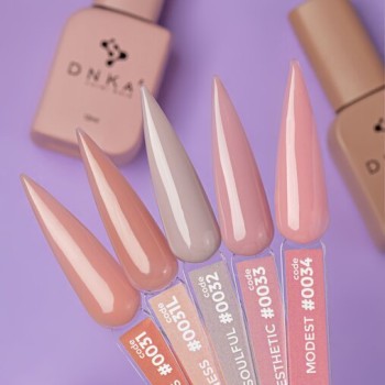 Цветна каучукова основа DNKa 0031 Business 30 мл.