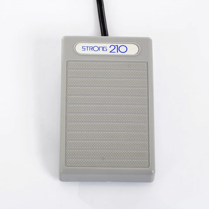 Електрическа пила Strong Saeshin 210 синя, 40 000 об. с педал