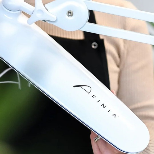 Професионална LED лампа за маникюр Afinia Flexi без сянка
