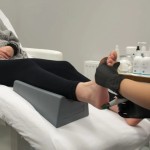 Поставка за крака за педикюр ActivPODO, сива